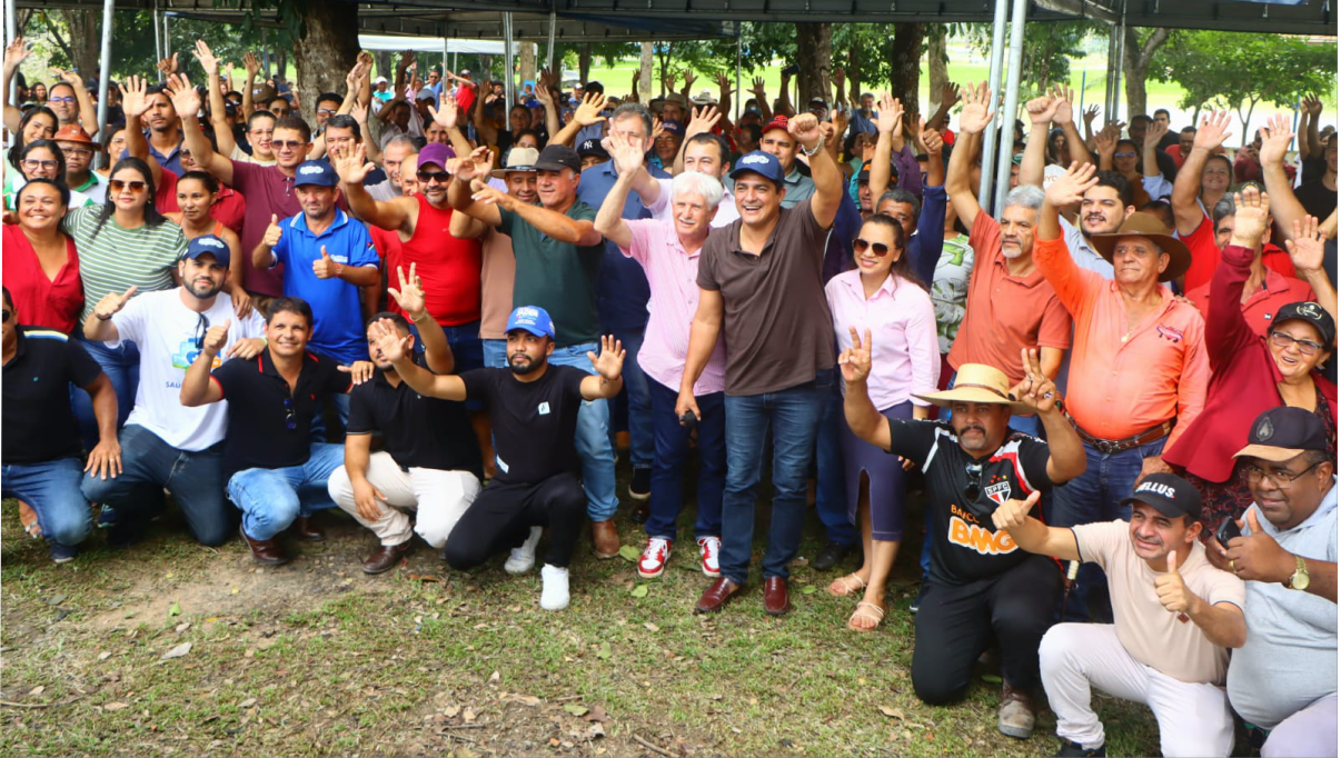 Entrega de títulos de terra em Bom Jesus do Tocantins com presença do prefeito Jeilson Reis