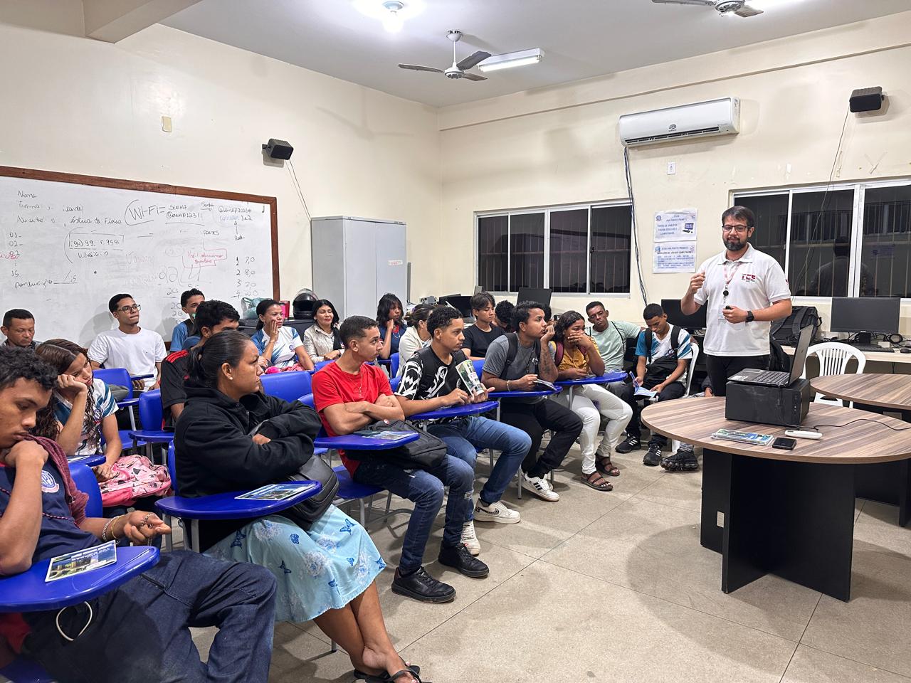 Programa TCE Cidadão realiza atividade educativa com estudantes em Tucuruí